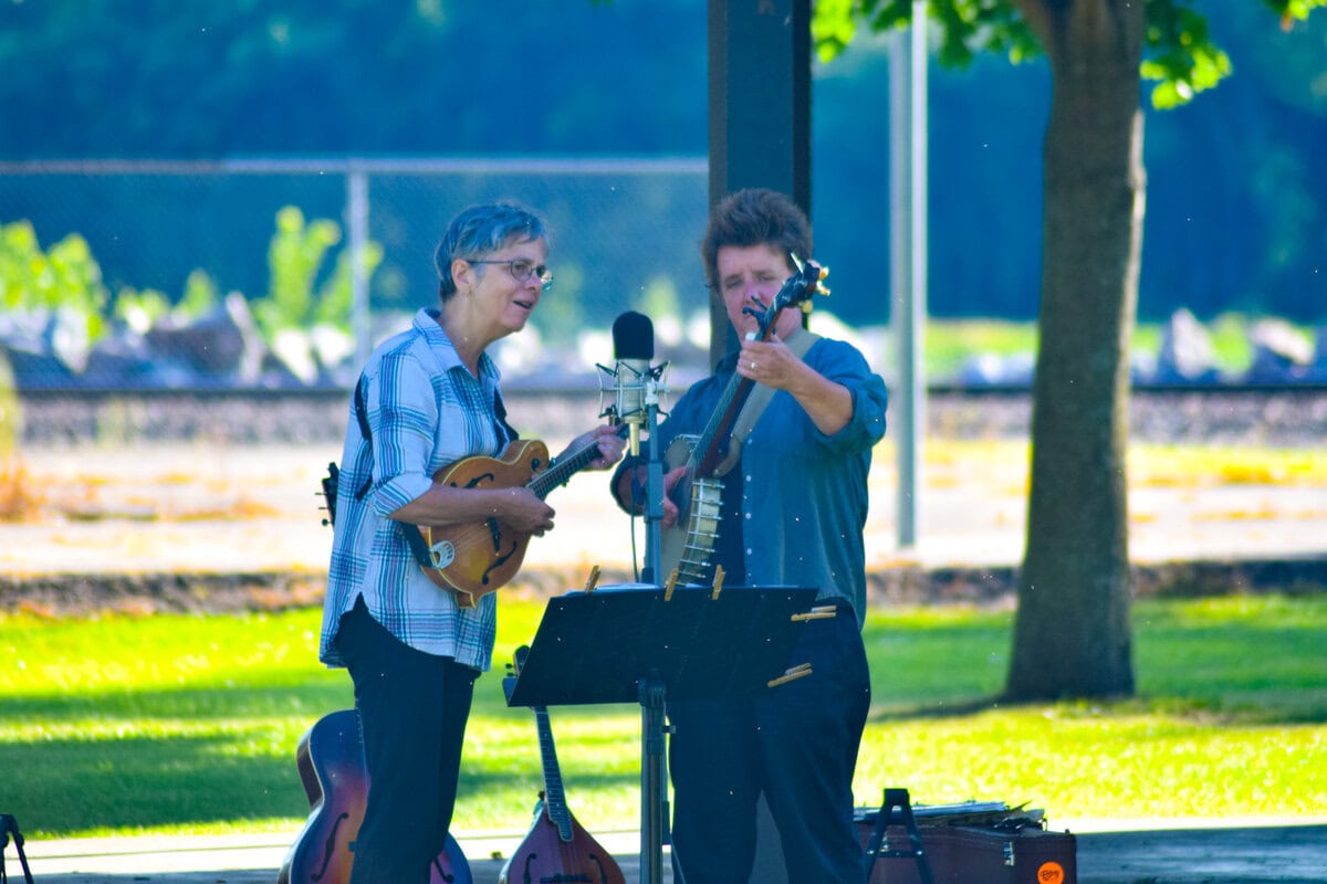 Fountain City Rhythms By The River 08