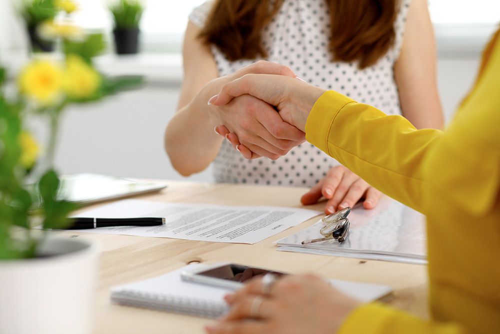 Tell, Wi 5 Business-Services-Handshake-Buffalo-County-Wi
